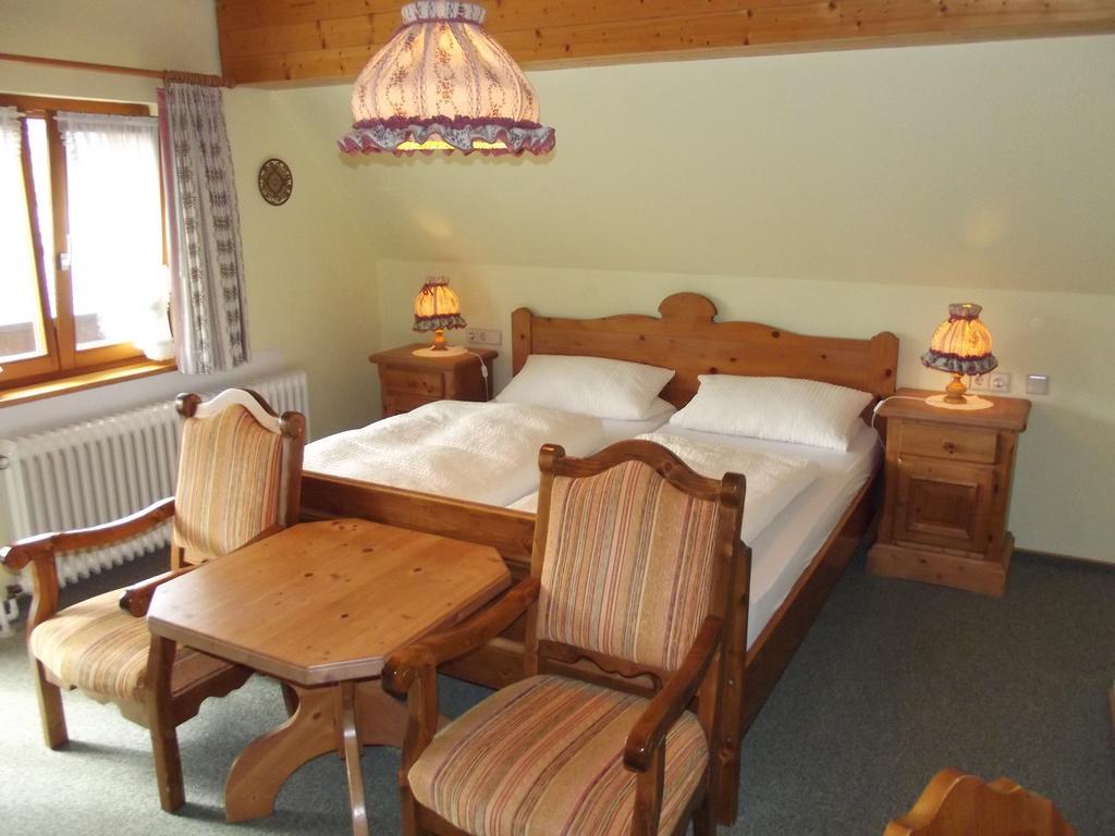 Pension Bergseeblick Titisee-Neustadt Room photo